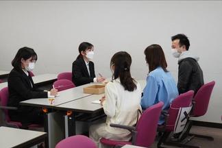 懇談会の様子