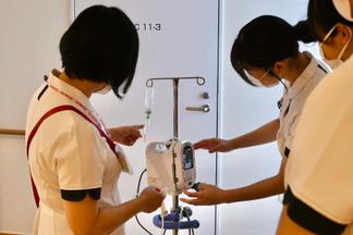 輸液ポンプの操作を体験