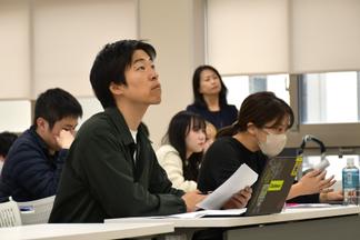 営業本部 都市リビング開発部 まちづくりソリューショングループ リーダー 牛島玄 様