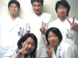 医学部5年生のポリクリ班の写真