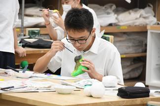 制作風景（張り子作品）