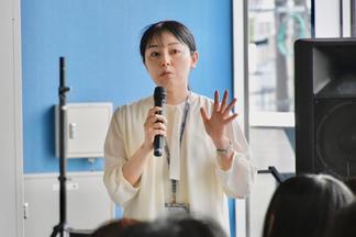 訪問をコーディネートした久留米市役所 総務部 人材育成室の尊田智子さん