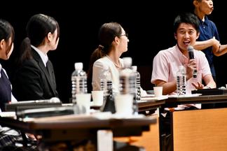 生徒・学生にジェンダー観について意見を求める簑原市長