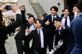 卒業生