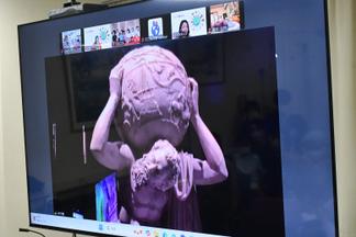 日本初公開の「ファルネーゼのアトラス」の像も見ることができました