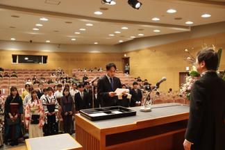 卒業生代表挨拶