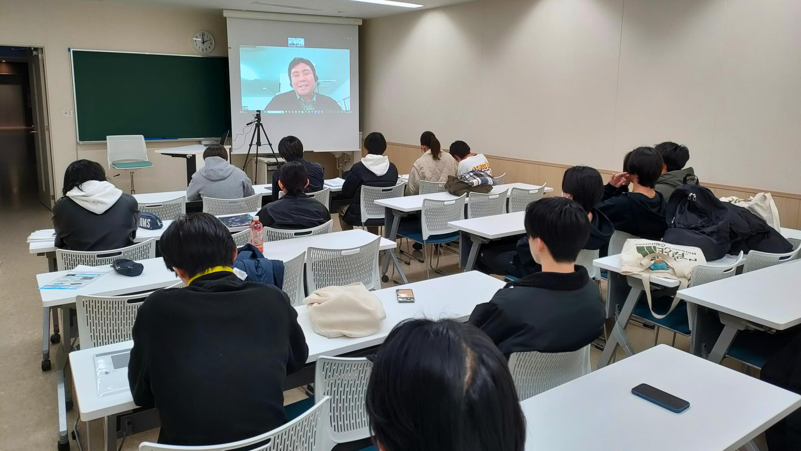 経済学部 経済学科からの久留米レター | 福岡県私立医学・文系学部 久留米大学 受験情報サイト