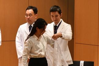 医学科白衣授与式