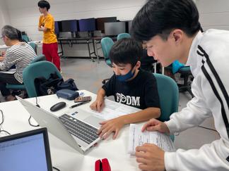初めてのプログラミングでも優しく丁寧にサポート