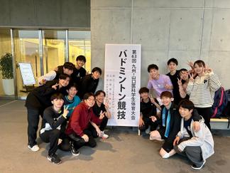 医学部男子バドミントン部のみなさん