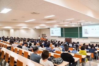 ガイダンス会場の様子