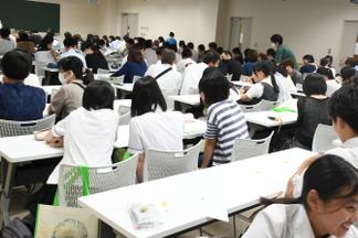 参加者が体験しながら学ぶ「解決思考アプローチ」（心理学科）