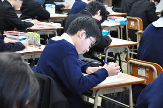 授業はすごいスピードで切り替わっていく