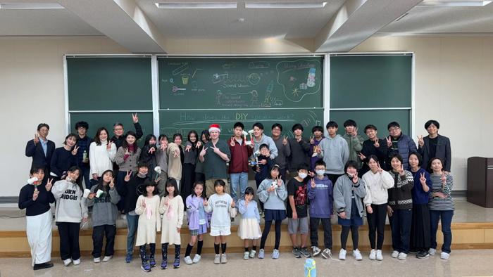 学生サークルteam.csvが「集まれ小学生！一日大学生体験講座2023」を開催【商学部】