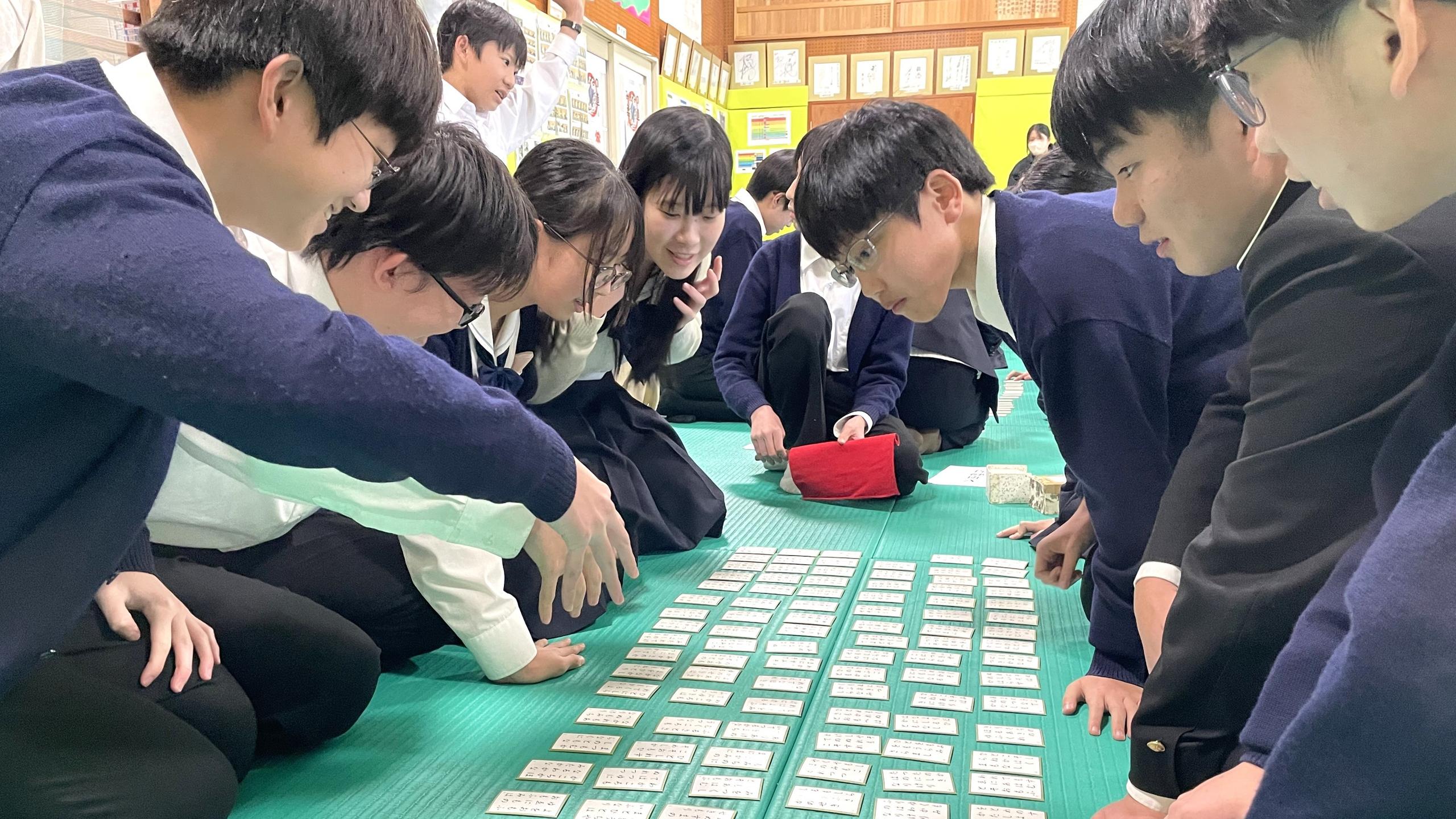 附設中学校】30年以上の伝統が復活！中学2年生が「百人一首大会」で 