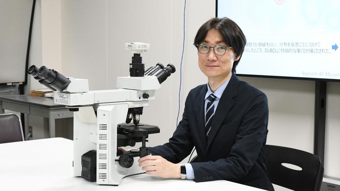 【研究者インタビュー】医学部病理学講座  三好寛明 教授 