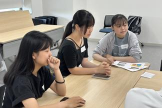 ゲームを楽しむ様子