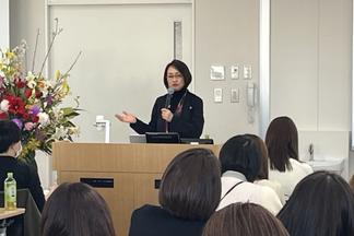 講師：日本看護協会 常任理事 木澤晃代先生