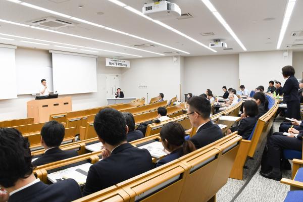 研究会の様子