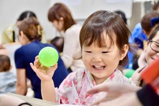 楽しむ参加者