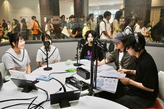 学生たちによるラジオ公開収録も実施しました