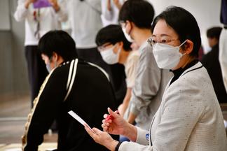 授業を担当している江藤智佐子教授