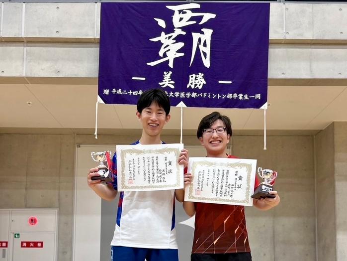バドミントン渡部・福田ペアが優勝、九州山口医科学生体育大会