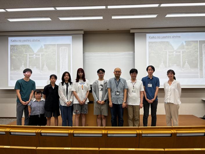 集合写真。長庚大学（台湾）の学生のみなさんと研究所のスタッフ。