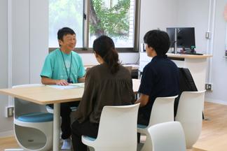 進路や学びについて教員と面談