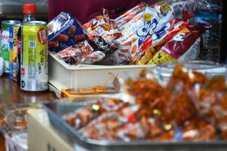 各国料理やスイーツ、雑貨の販売がおこなわれていました