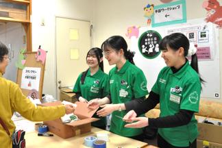 ブースの受付を行いました