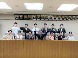 松本市長も一緒にcsvポーズで記念撮影
