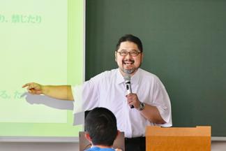 大学での学びを体験する模擬授業