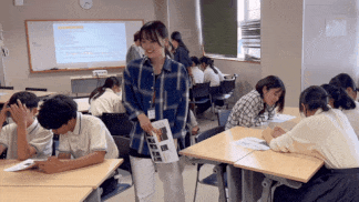 動画編集の様子(動画）