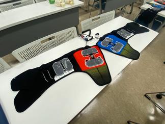 産学連携成果の実例紹介として、Panasonic × 久留米大学 整形外科学講座が共同開発した『ひざトレーナー』を紹介