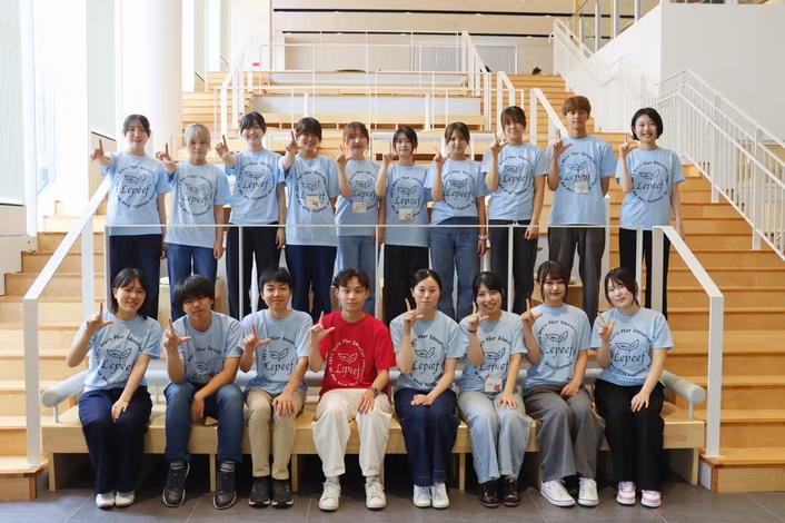 メンバーは看護学生18名が参加