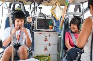 操縦席後部にある医師、看護師の搭乗シート