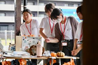 学生スタッフの様子