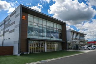 講義の行われた市村清記念メディカルコミュニティセンター