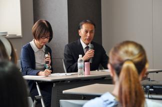 フォーラムの司会を務めた与小田国際交流センター長