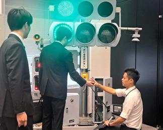 長崎県警採用担当者による説明