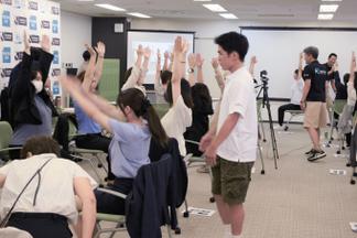 バンザイが正しくできますか?
