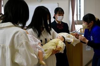 子ども学科学生によるキャンパスツアー