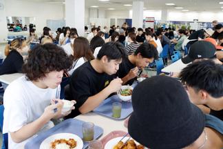 学食