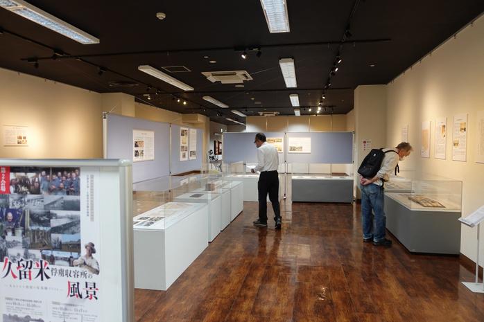 文学部創立30周年記念 久留米大学・久留米市共催企画展「久留米俘虜収容所の風景 -あるドイツ将校の写真帳でたどる-」を開催