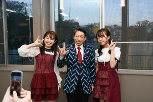 知事といきいきトークの様子(服部知事とあいくる)