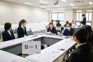 発表後、研修内容についての質問やフィードバック