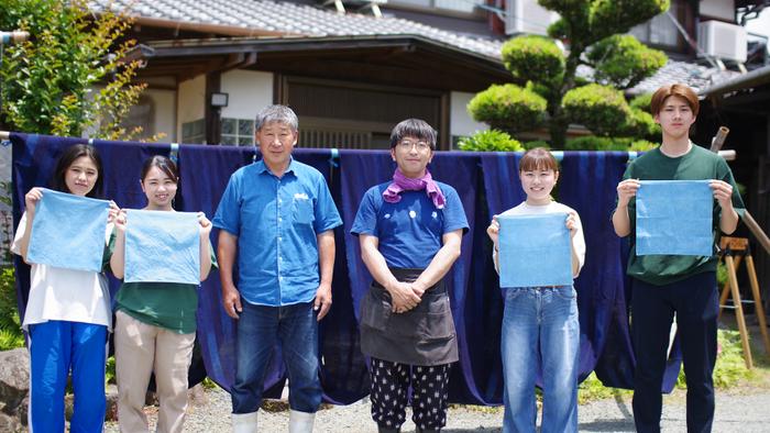 藍草から一貫生産を目指した「藍プロジェクト」で藍染体験