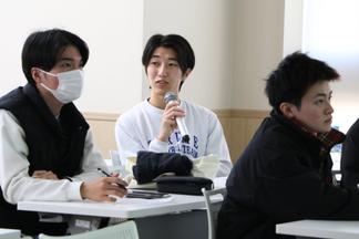 活発な質疑応答が行われました