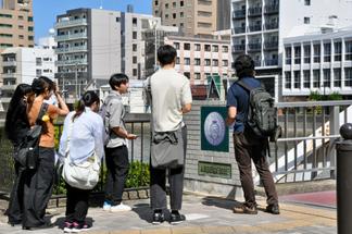 市街地にみるアメリカ的景観を探しながら歩きます